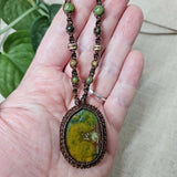 Chrysoprase Macrame Necklace - Mocha
