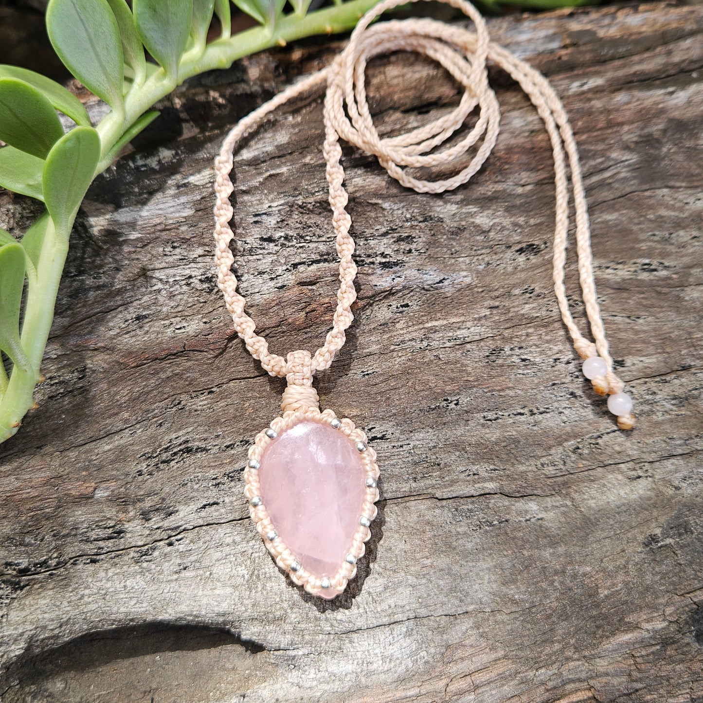 Ivy Teardrop Pendant Necklace - Rose Quartz