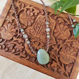 Shoreline macrame necklace - Green Aventurine